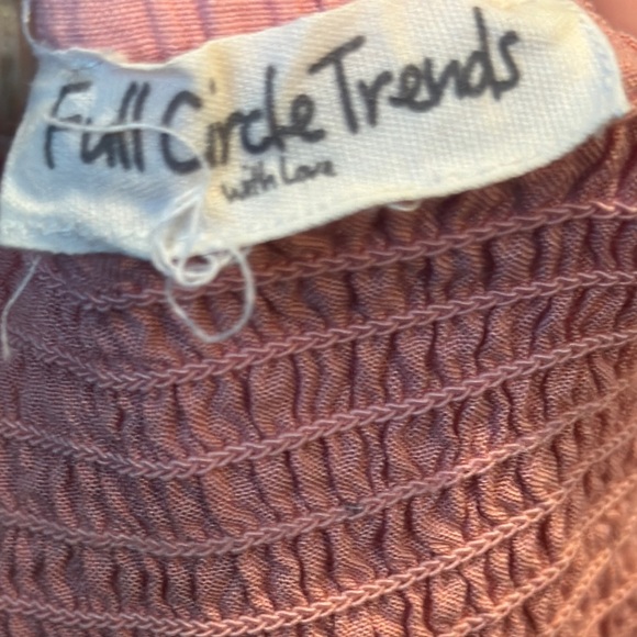 Pink Off-Shoulder Ruffle Shorts - Picture 6 of 6